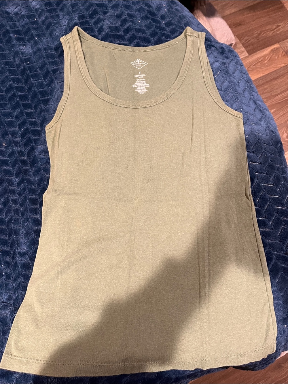 St. John's Bay Olive Green Scoop Neck Tank